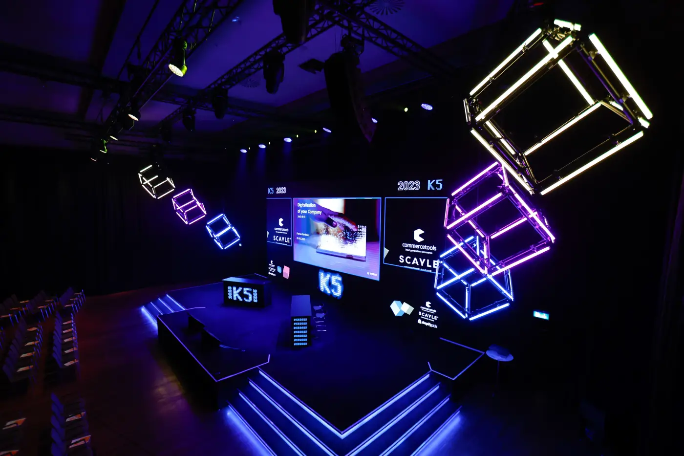 K5 2023 FUTURE RETAIL STAGE