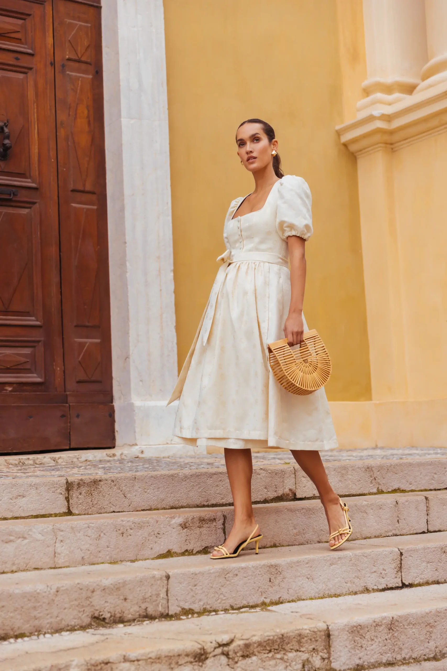 LIMBERRY_Dirndl Coralie cloud cream_749€