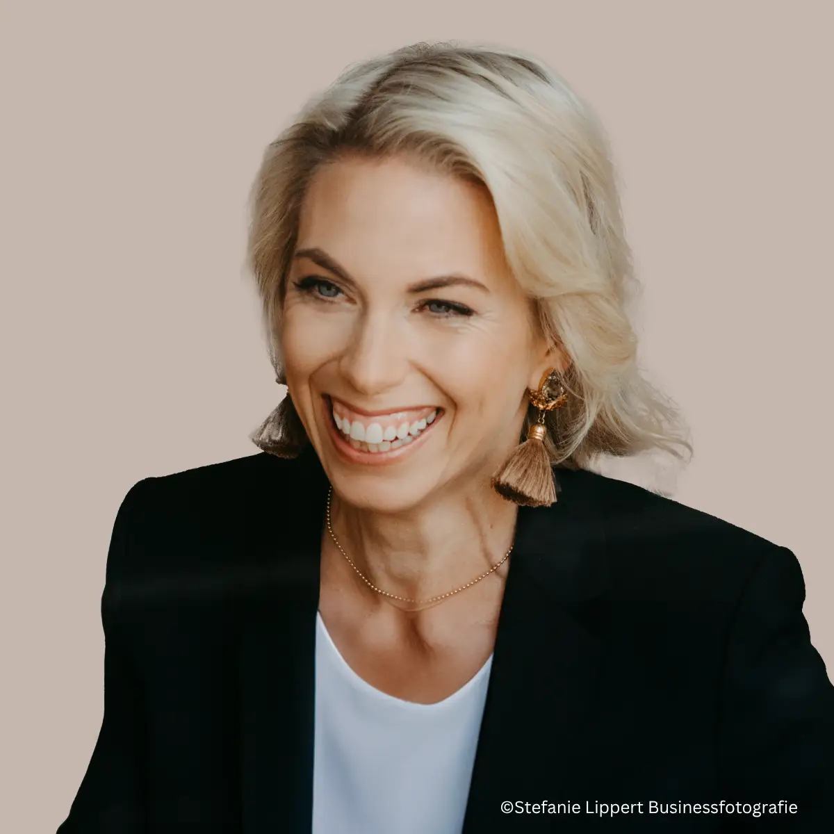 Dr. Jennifer Helgert